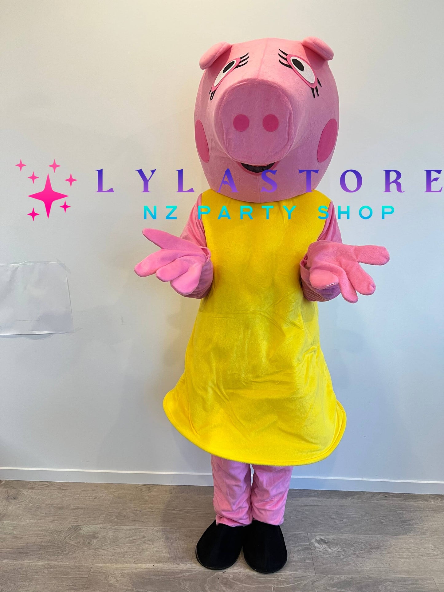 peppa-pig-mummy-costume-hire-auckland-lylastore.com